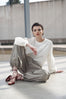 Bild in Galerie-Betrachter laden, ELEVATE_ Mei Shirt creme