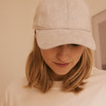Bild in Galerie-Betrachter laden, I WANT THE MOON® – Luxury Line Suede Look Cap in Silver Dust