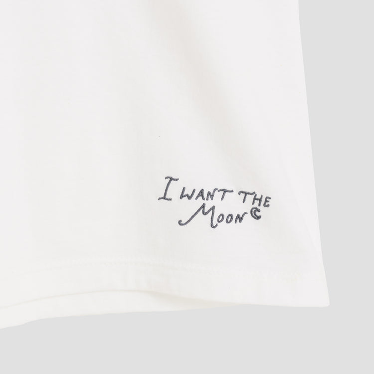 The Moon Doesn’t Explain Its Phases – Neither Do I - Premium Line Oversized T-Shirt in Luna Glow Off-White