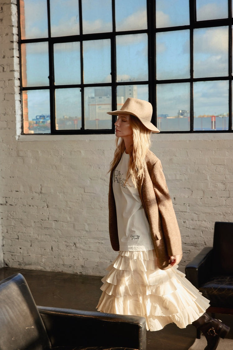 Sorry, not available – Oversized Premium Line Tee