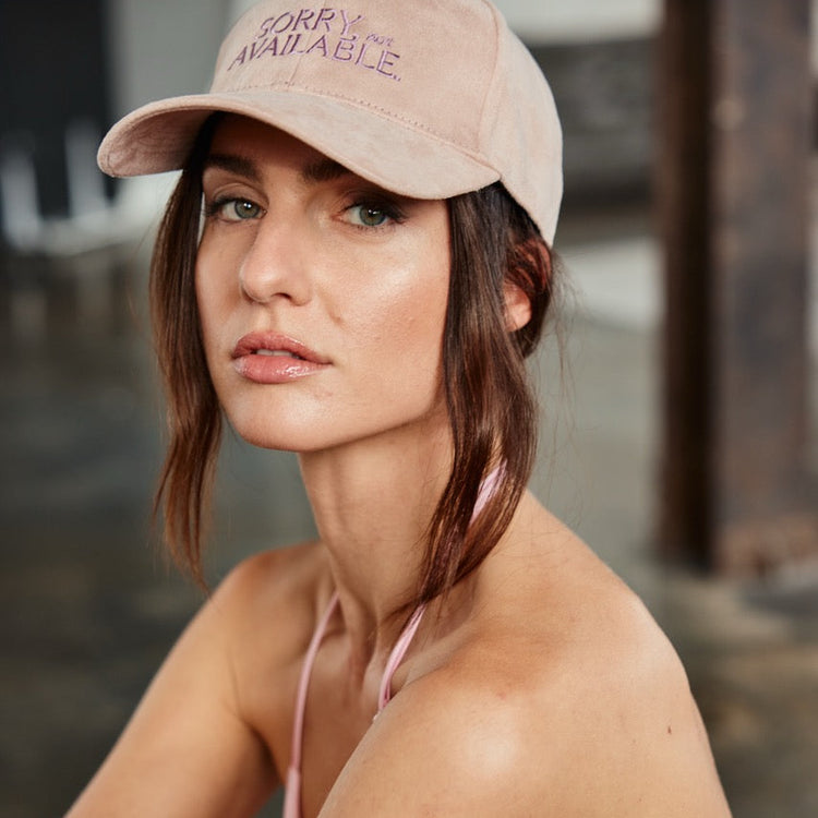 Sorry, not available – Luxury Line Suede Look Cap in Dusky Pink