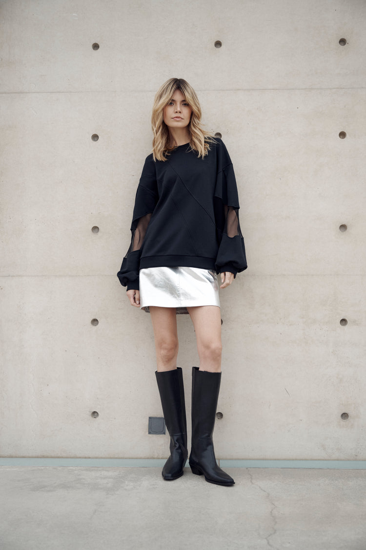 ELEVATE_ Vera Sweat