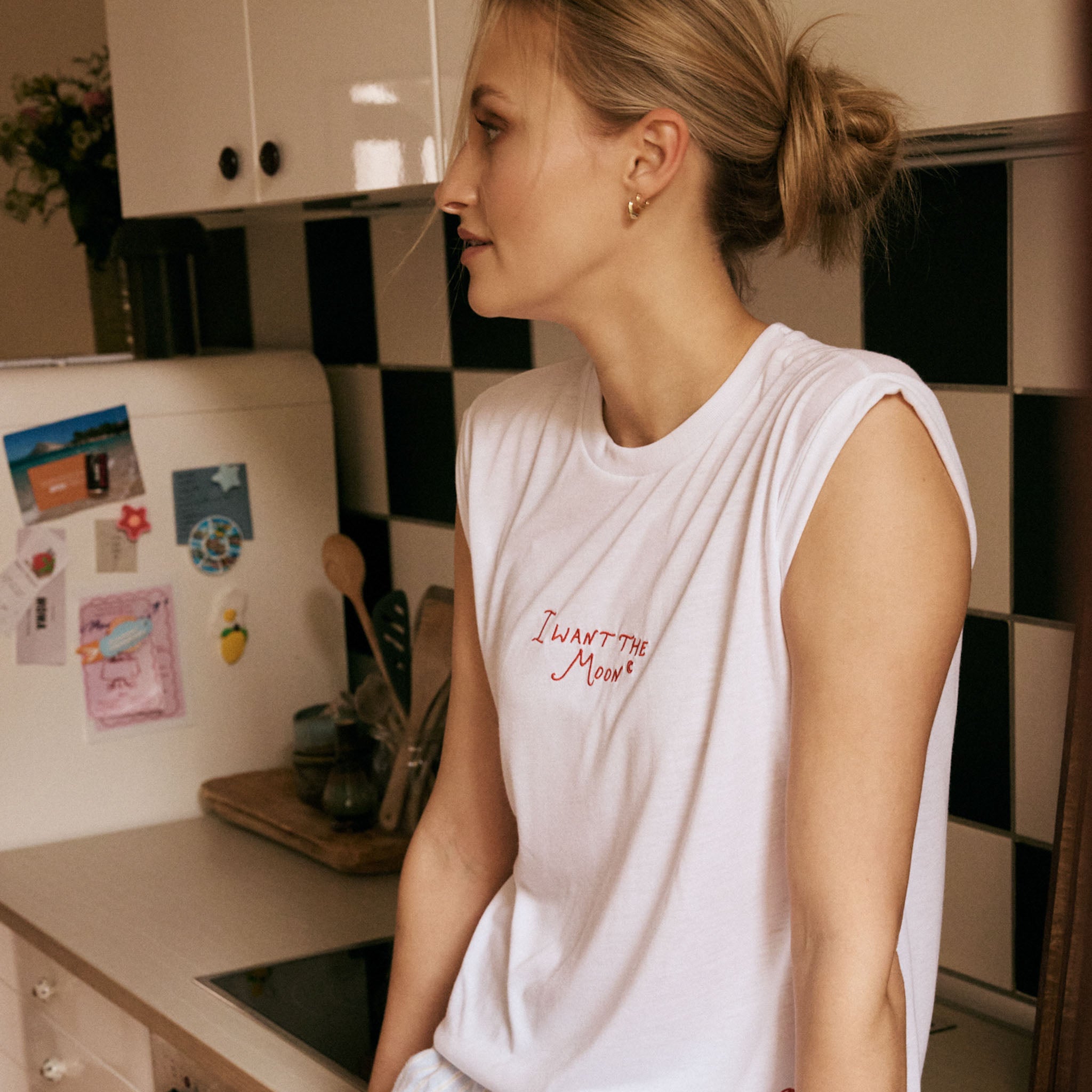 I WANT THE MOON® – Luxury Line Muscle Tee in Lunar Glow White