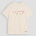 Bild in Galerie-Betrachter laden, I WANT THE MOON® – Premium Line Oversized T-Shirt in Lunar Glow Off-White
