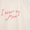 Bild in Galerie-Betrachter laden, I WANT THE MOON® – Premium Line Oversized T-Shirt in Lunar Glow Off-White
